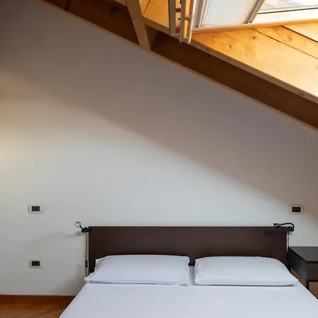 Bellissimo Bilocale Su Due Piani - Mirable Pm Appartement